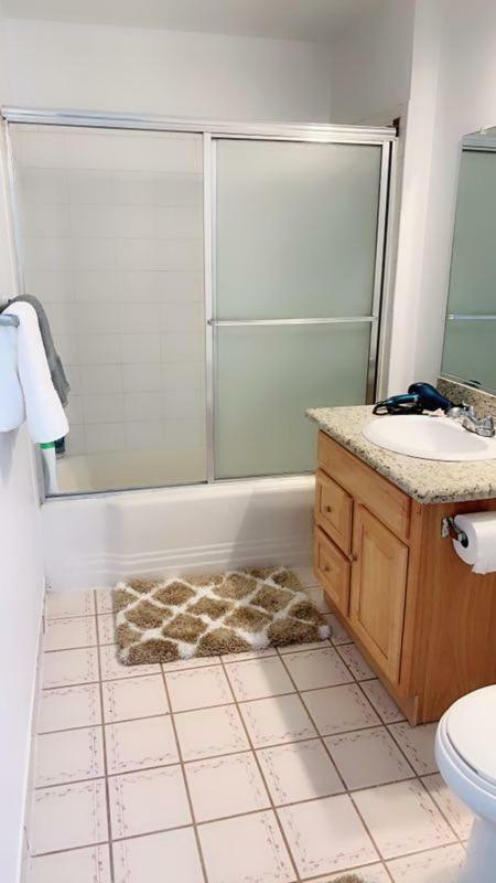 With Private Bathroom Pasadena